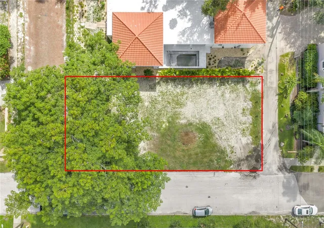 Photo 3 of Land for sale at 1949 5th Street N, Saint Petersburg, FL 33704 | MLS# TB8543234 | Listing updated on 2026-09-03