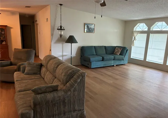 Photo 3 of Manufactured home for sale at 457 NW 5th Road, Lake Panasoffkee, FL 33538 | MLS# G5117067 | Listing updated on 2026-09-03