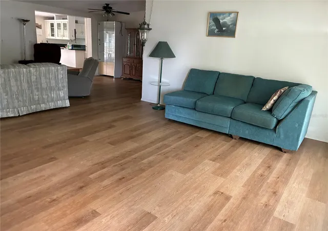 Photo 4 of Manufactured home for sale at 457 NW 5th Road, Lake Panasoffkee, FL 33538 | MLS# G5117067 | Listing updated on 2026-09-03