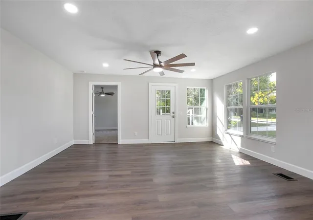 Photo 4 of Single family home for sale at 1014 Talton Ave, Deland, FL 32720 | MLS# V4950961 | Listing updated on 2026-09-02