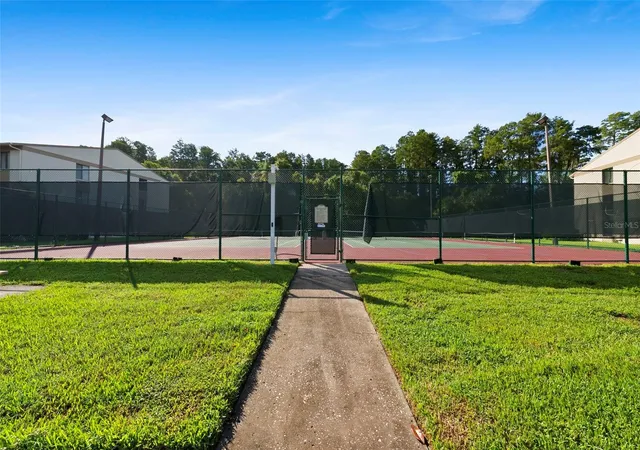 Listing Photo 2 - Condo for sale in building located at 1423 Pine Gln Ln, Tarpon Springs, FL 34688 - Unit #C1
