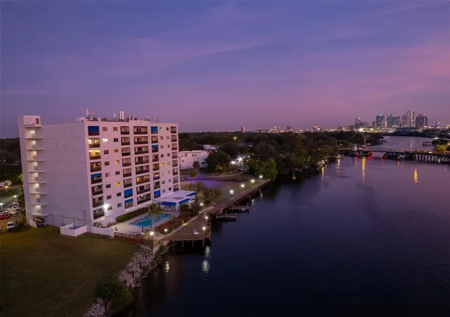 Condo for sale at 2780 N Riverside Dr #805, TAMPA, FL 33602 | MLS# TB8543460