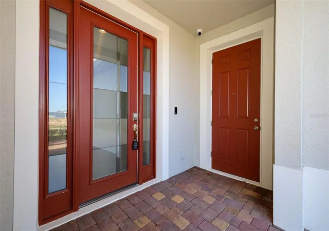 Photo 4 of Single family home for sale at 5288 Obsidian Gate Dr, Mount Dora, FL 32757 | MLS# O6437434 | Listing updated on 2026-09-02