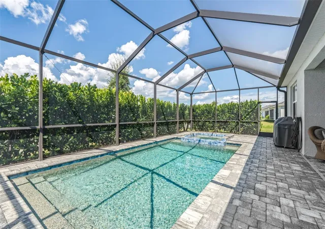 Photo 2 of Single family home for sale at 11390 Burgundy Dr, Venice, FL 34293 | MLS# N6145531 | Listing updated on 2026-09-06