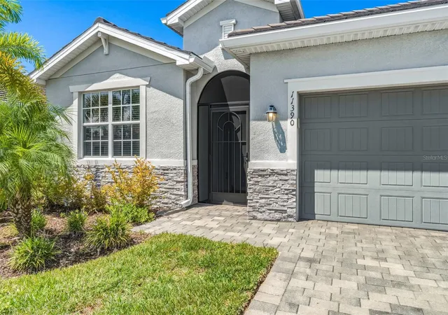 Photo 3 of Single family home for sale at 11390 Burgundy Dr, Venice, FL 34293 | MLS# N6145531 | Listing updated on 2026-09-06