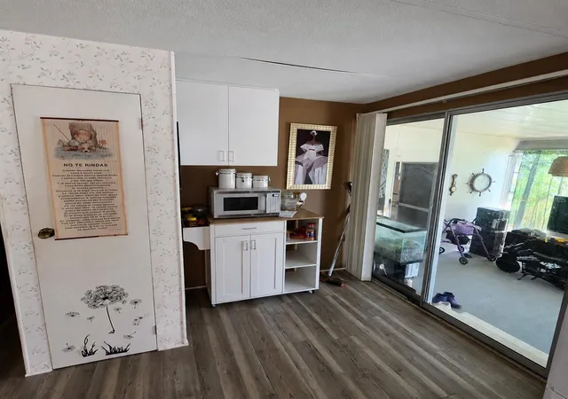 Photo 4 of Manufactured home for sale at 4122 Cardoon Dr, New Port Richey, FL 34653 | MLS# W7889017 | Listing updated on 2026-09-24