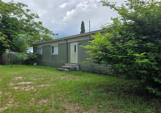 Photo 2 of Manufactured home for sale at 4122 Cardoon Dr, New Port Richey, FL 34653 | MLS# W7889017 | Listing updated on 2026-09-24