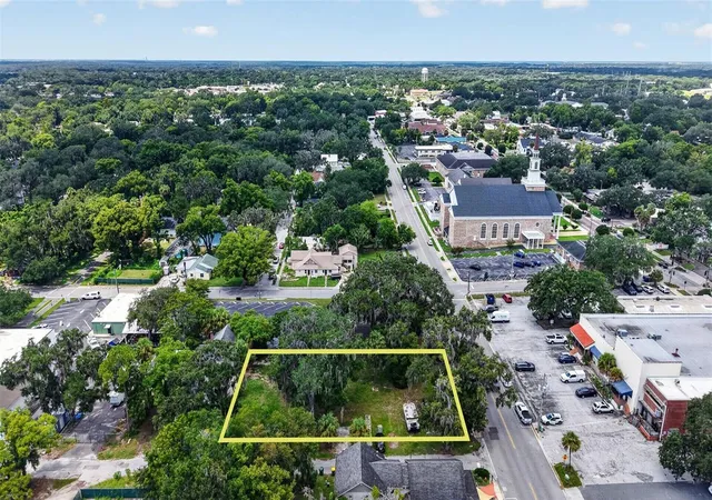 Land for sale at 703 W Magnolia St, LEESBURG, FL 34748 | MLS# G5117119