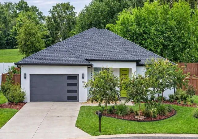 Photo 2 of Single family home for sale at 4836 Nw 11th Court, Ocala, FL 34475 | MLS# OM731325 | Listing updated on 2026-09-05