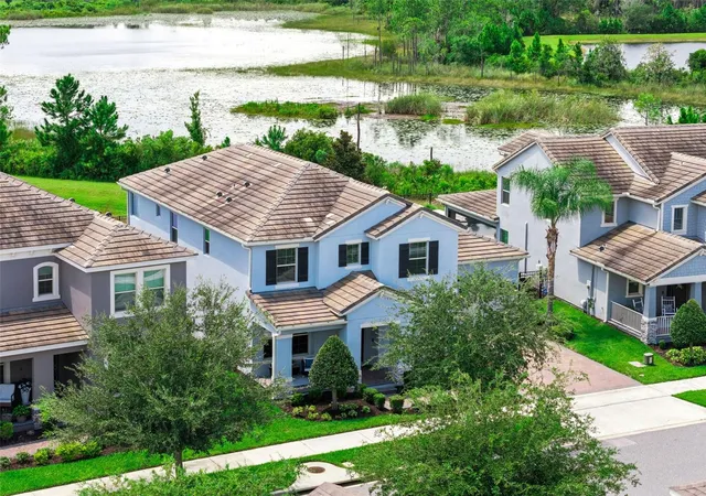 Photo 2 of Single family home for sale at 9982 Beach Port Dr, Winter Garden, FL 34787 | MLS# O6437583 | Listing updated on 2026-09-06