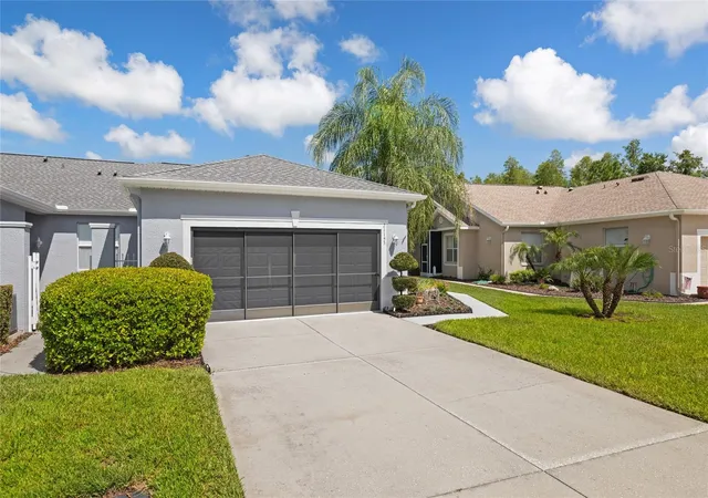 Photo 3 of Single family home for sale at 21143 Diamonte Dr, Land O Lakes, FL 34637 | MLS# W7889037 | Listing updated on 2026-09-04