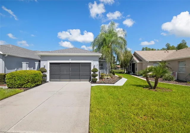 Photo 3 of House for sale at 21143 Diamonte Dr, Land O Lakes, FL 34637 | MLS# W7889037 | Listing updated on 2026-09-04