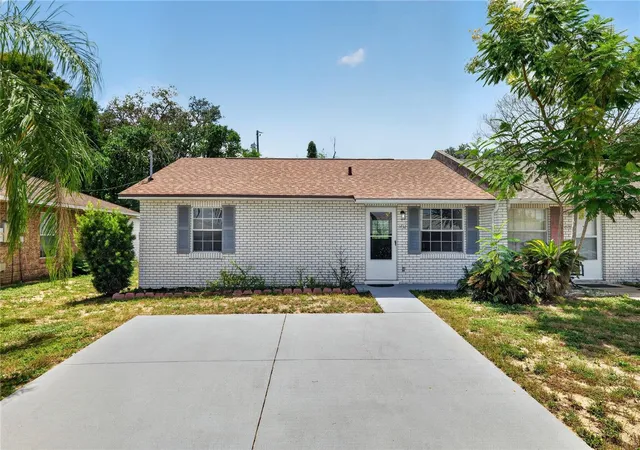 Photo 1 of Single family home for sale at 1432 Thousand Roses Dr S, Lake Wales, FL 33853 | MLS# TB8543706 | Listing updated on 2026-09-02