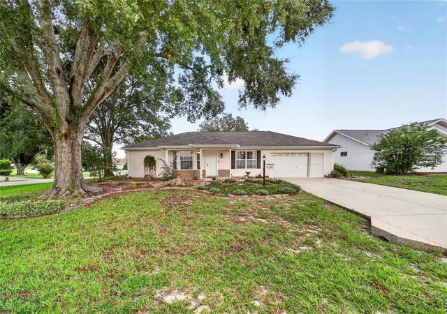 Photo 1 of Single family home for sale at 8661 Sw 65th Terrace, Ocala, FL 34476 | MLS# OM731360 | Listing updated on 2026-09-02