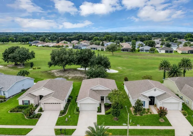Photo 1 of Single family home for sale at 27131 Roanoke Dr, Leesburg, FL 34748 | MLS# G5117170 | Listing updated on 2026-09-26