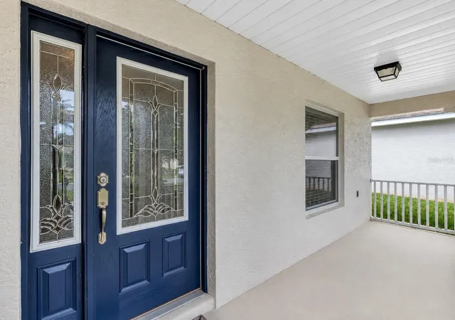Photo 4 of Single family home for sale at 27131 Roanoke Dr, Leesburg, FL 34748 | MLS# G5117170 | Listing updated on 2026-09-26