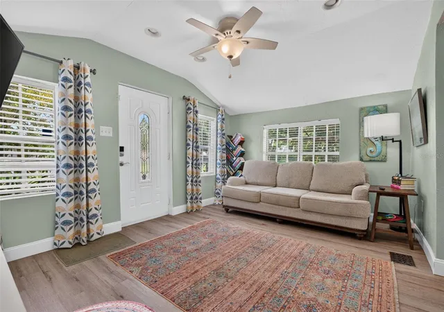 Photo 4 of Single family home for sale at 5161 Rena St N, Saint Petersburg, FL 33709 | MLS# A4704494 | Listing updated on 2026-10-22