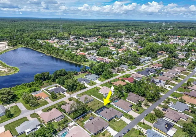 Photo 2 of Single family home for sale at 21 Wood Clift Ln, Palm Coast, FL 32164 | MLS# FC321084 | Listing updated on 2026-09-07