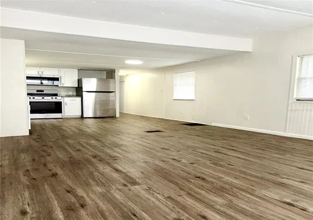 Photo 4 of Manufactured home for sale at 7134 Lofty Dr, Port Richey, FL 34668 | MLS# W7889047 | Listing updated on 2026-10-02
