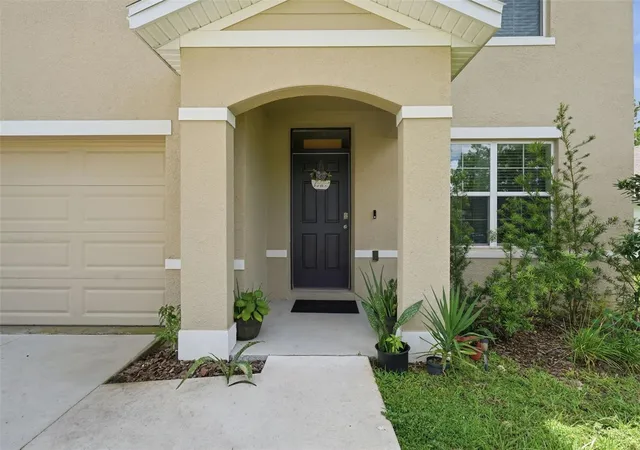 Photo 2 of Single family home for sale at 62 Hickory Crse Cir, Ocala, FL 34472 | MLS# G5117185 | Listing updated on 2026-09-02