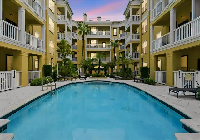 Photo 1 of Condo for sale at 860 N Orange Ave #239, Orlando, FL 32801 | MLS# O6437758 | Listing updated on 2026-09-06