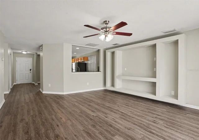 Photo 3 of Single family home for sale at 1921 Manatee Dr, Kissimmee, FL 34759 | MLS# O6437784 | Listing updated on 2026-09-03