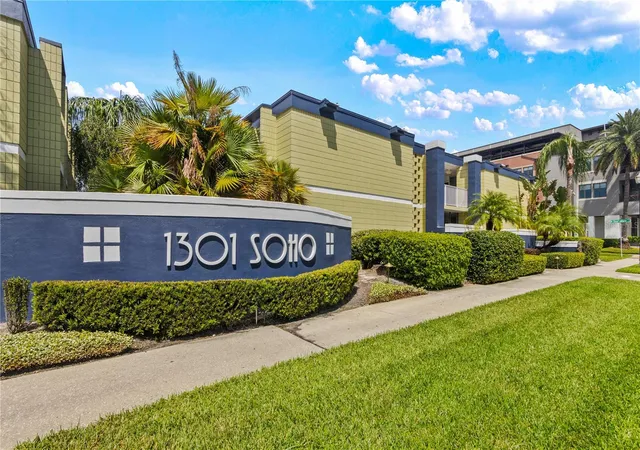 Condo for sale at 1301 S Howard Ave #B18, TAMPA, FL 33606 | MLS# TB8543969