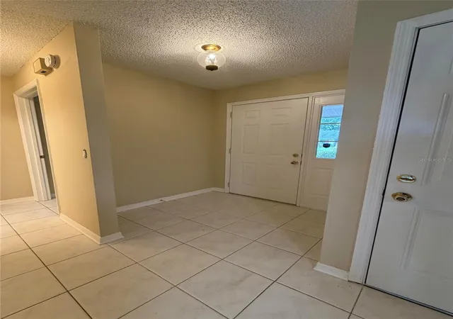 Photo 2 of Condo for sale at 5108 Lazy Oaks Dr #5108, Winter Park, FL 32792 | MLS# O6437795 | Listing updated on 2026-09-03