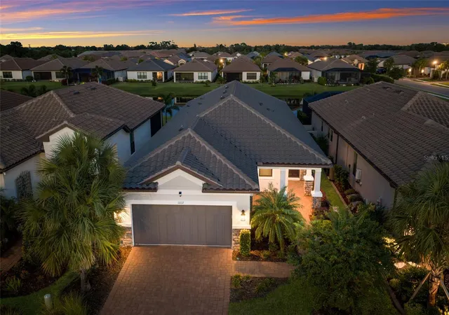 Photo 1 of Single family home for sale at 11112 Devonbridge Dr, Palmetto, FL 34221 | MLS# A4704574 | Listing updated on 2026-09-08