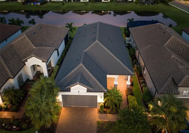 Photo 2 of Single family home for sale at 11112 Devonbridge Dr, Palmetto, FL 34221 | MLS# A4704574 | Listing updated on 2026-09-08
