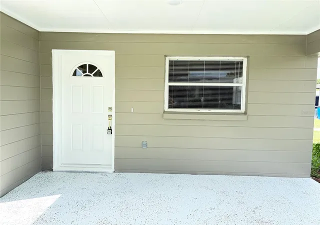 Photo 3 of Single family home for sale at 1117 Blossom Cir N, Lakeland, FL 33805 | MLS# P4939733 | Listing updated on 2026-09-02