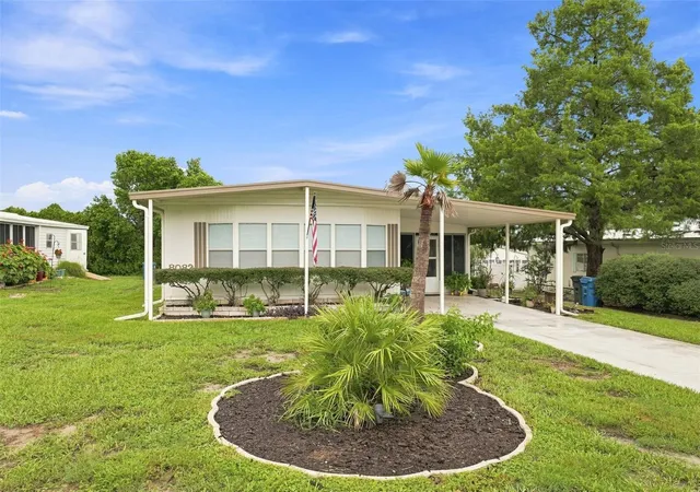 Photo 4 of Manufactured home for sale at 8082 Dellrose Ave, Brooksville, FL 34613 | MLS# W7889070 | Listing updated on 2026-09-03