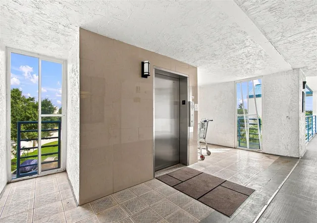 Photo 4 of Condo for sale at 2424 W Tampa Bay Blvd #L404, Tampa, FL 33607 | MLS# TB8544082 | Listing updated on 2026-09-29