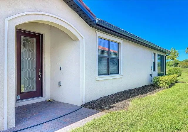 Photo 2 of Single family home for sale at 24137 Spartina Dr, Venice, FL 34293 | MLS# A4704593 | Listing updated on 2026-10-20
