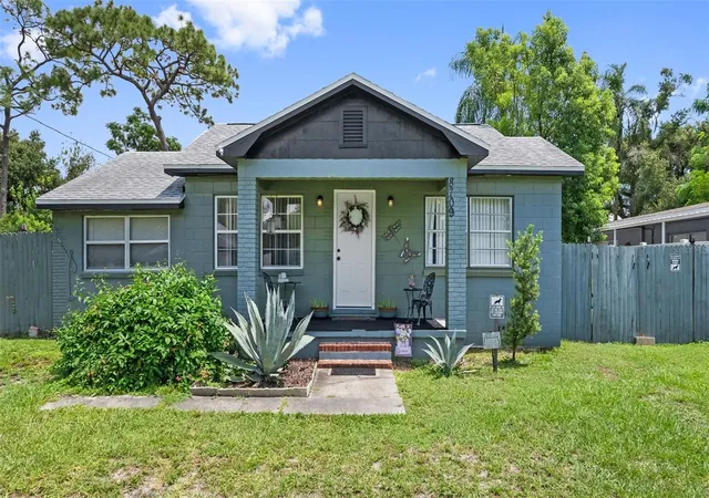 Photo 1 of Single family home for sale at 8709 El Portal Dr, Tampa, FL 33604 | MLS# N6145562 | Listing updated on 2026-09-02