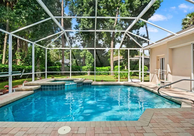 Photo 4 of Single family home for sale at 5325 Lake Blf Ter, Sanford, FL 32771 | MLS# O6437918 | Listing updated on 2026-09-02