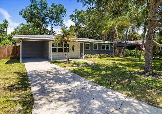 Photo 1 of Single family home for sale at 3169 Alta Vista St, Sarasota, FL 34237 | MLS# A4704616 | Listing updated on 2026-09-03