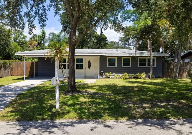 Photo 2 of Single family home for sale at 3169 Alta Vista St, Sarasota, FL 34237 | MLS# A4704616 | Listing updated on 2026-09-03