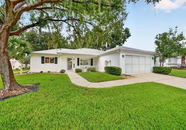 Photo 1 of Sale Pending at 13688 Se 89th Court, Summerfield, FL 34491 | MLS# OM731416 | Listing updated on 2026-09-08