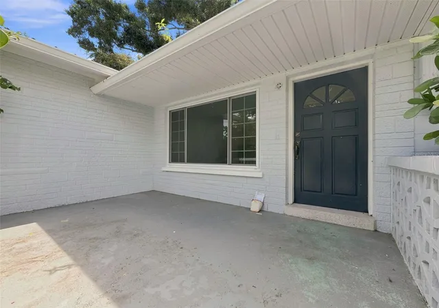 Photo 3 of Single family home for sale at 6100 35th Avenue N, Saint Petersburg, FL 33710 | MLS# TB8544147 | Listing updated on 2026-10-06