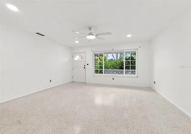 Photo 3 of Single family home for sale at 6100 35th Avenue N, Saint Petersburg, FL 33710 | MLS# TB8544147 | Listing updated on 2026-10-06