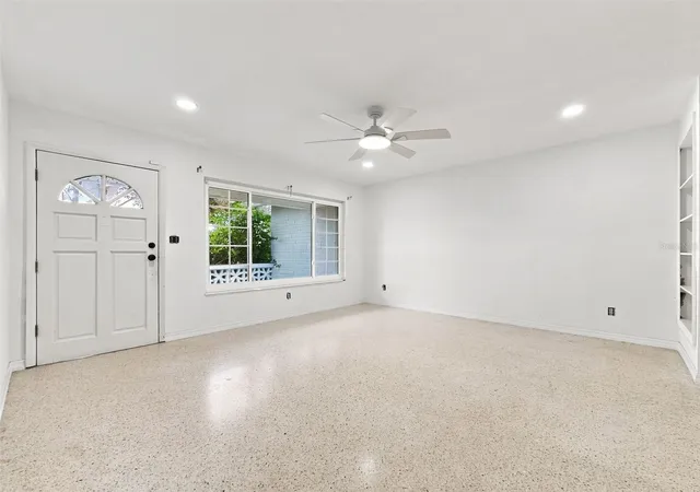 Photo 4 of Single family home for sale at 6100 35th Avenue N, Saint Petersburg, FL 33710 | MLS# TB8544147 | Listing updated on 2026-10-06