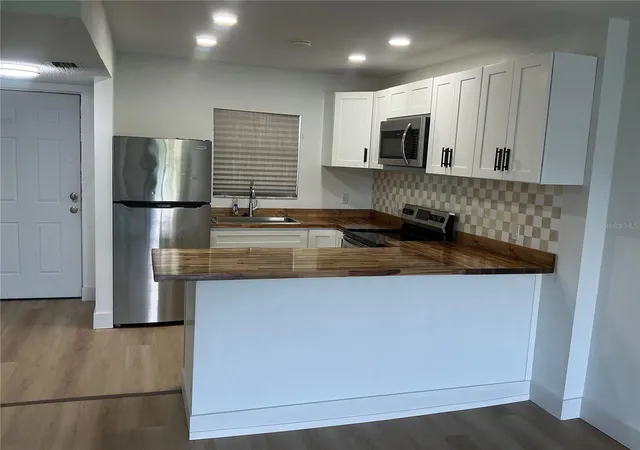 Photo 3 of Condo for sale at 2625 State Rd 590 #2832, Clearwater, FL 33759 | MLS# TB8544157 | Listing updated on 2026-09-03