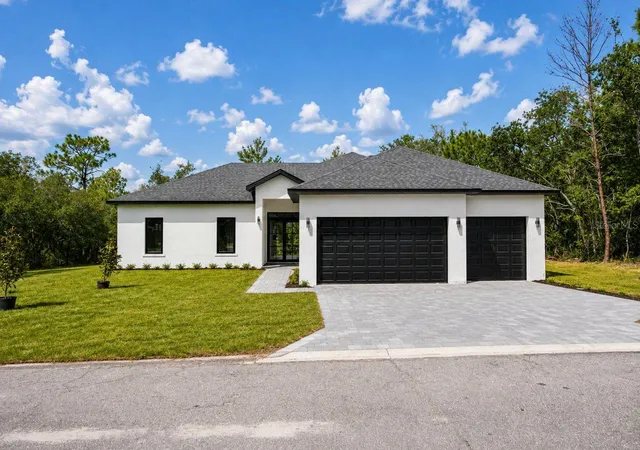 Photo 2 of Single family home for sale at 13 Nemesia Ct E, Homosassa, FL 34446 | MLS# O6437974 | Listing updated on 2026-09-08