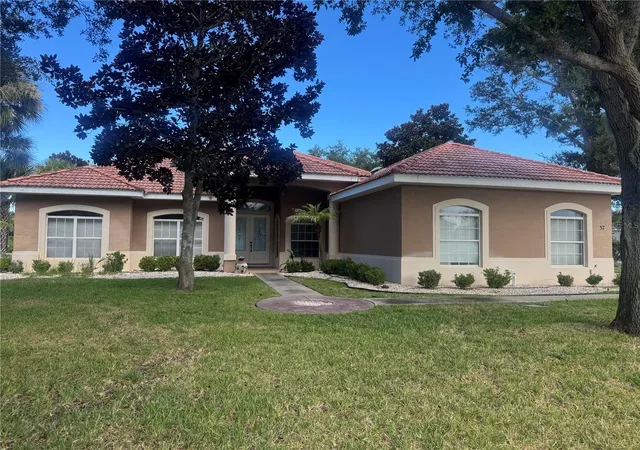 Photo 1 of Sale Pending at 37 Sabal Bnd, Palm Coast, FL 32137 | MLS# FC321119 | Listing updated on 2026-10-10