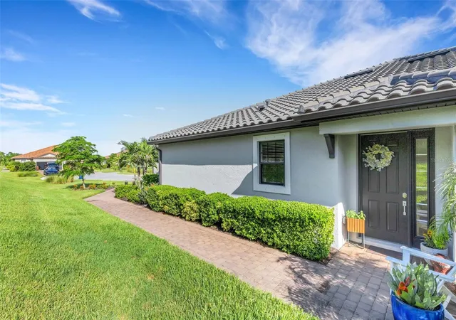 Photo 2 of Single family home for sale at 4773 Tortona Ct, Bradenton, FL 34211 | MLS# A4704638 | Listing updated on 2026-09-02