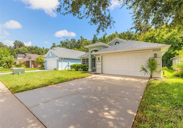 Photo 4 of Single family home for sale at 604 Coral Tr Blvd, Edgewater, FL 32132 | MLS# NS1089140 | Listing updated on 2026-09-02