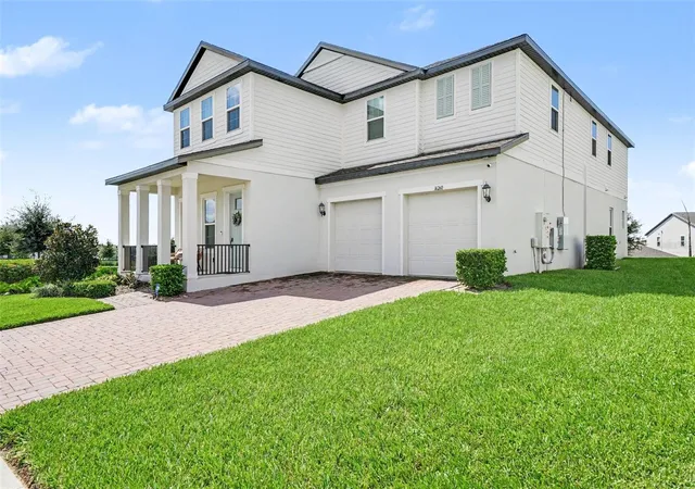 Photo 2 of Single family home for sale at 16260 Silver Grv Blvd, Winter Garden, FL 34787 | MLS# O6437986 | Listing updated on 2026-09-03