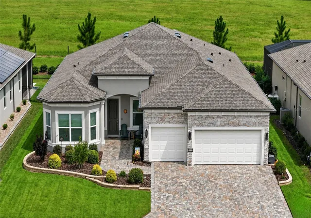 Photo 1 of Single family home for sale at 5235 Sw 88th Circle, Ocala, FL 34481 | MLS# OM731424 | Listing updated on 2026-09-02