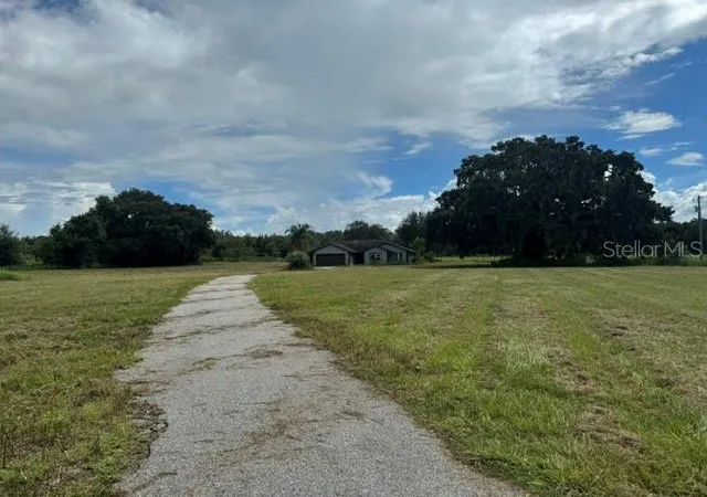 Photo 3 of Sale Pending at 2231 Cr 543, Sumterville, FL 33585 | MLS# G5117220 | Listing updated on 2026-10-07